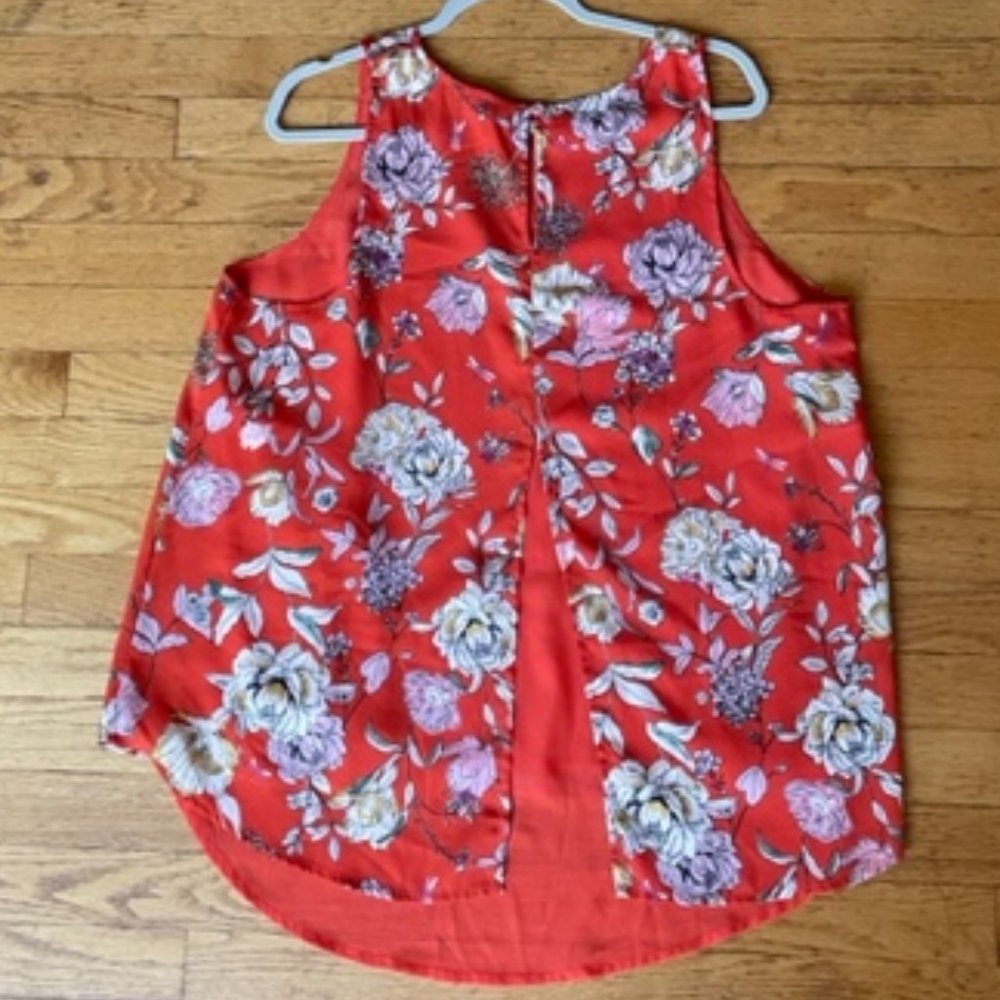 Label Flower Tunic - Picture 4 of 5